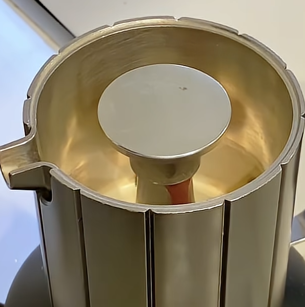 朝食を作りつつ美味しいおうちカフェラテ☕😋