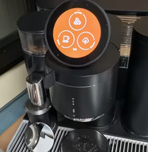 家庭用エスプレッソマシン「Meraki」の日本正規販売が開始されました☕😋