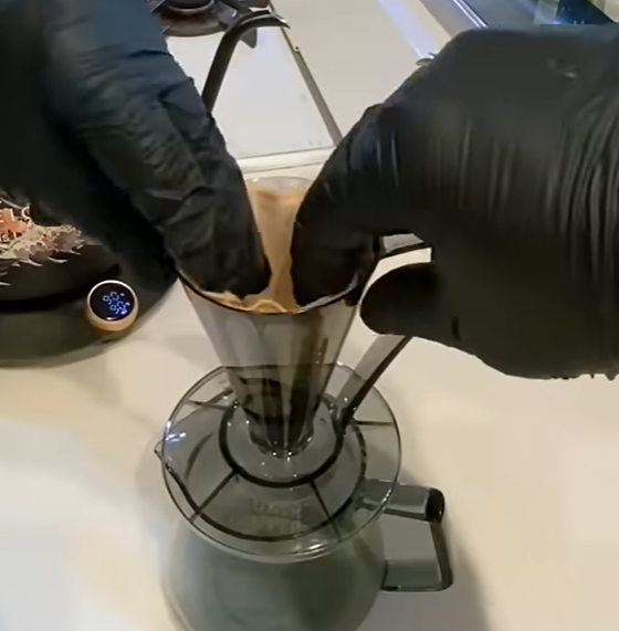 ネルドリップで淹れる、美味しい深煎りコーヒー☕😋