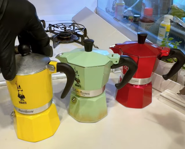 メリークリスマス🎄 モカポットで作るおうちラテ ☕😋