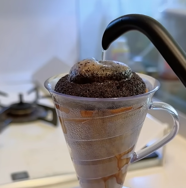 見た目にも美味しい、ネルドリップの一杯 ☕😋