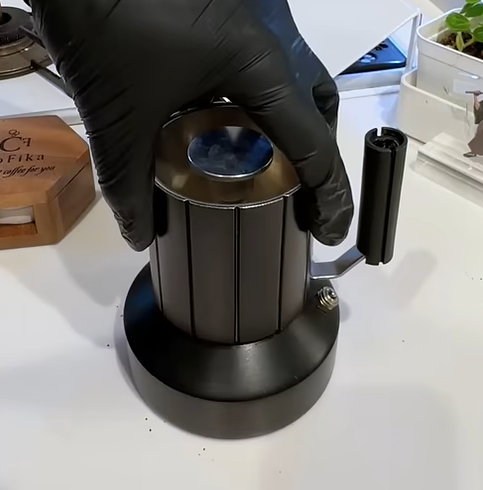 休日に楽しむ、リラックスしたおうちカフェラテ ☕😋